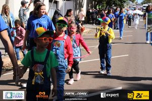 Desfile C&iacute;vico do Anivers&aacute;rio de Cruzeiro do Oeste