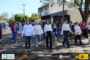 Desfile C&iacute;vico do Anivers&aacute;rio de Cruzeiro do Oeste
