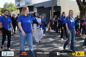 Desfile C&iacute;vico do Anivers&aacute;rio de Cruzeiro do Oeste