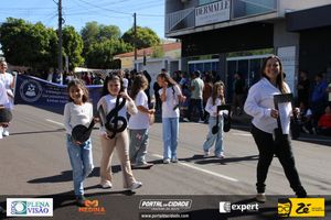 Desfile C&iacute;vico do Anivers&aacute;rio de Cruzeiro do Oeste