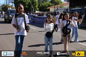 Desfile C&iacute;vico do Anivers&aacute;rio de Cruzeiro do Oeste