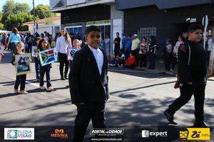 Desfile C&iacute;vico do Anivers&aacute;rio de Cruzeiro do Oeste