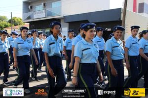 Desfile C&iacute;vico do Anivers&aacute;rio de Cruzeiro do Oeste
