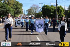 Desfile C&iacute;vico do Anivers&aacute;rio de Cruzeiro do Oeste
