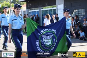 Desfile C&iacute;vico do Anivers&aacute;rio de Cruzeiro do Oeste