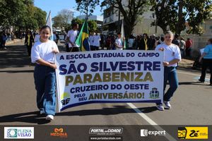 Desfile C&iacute;vico do Anivers&aacute;rio de Cruzeiro do Oeste