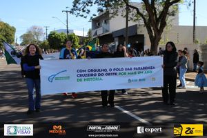 Desfile C&iacute;vico do Anivers&aacute;rio de Cruzeiro do Oeste