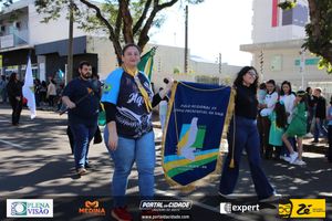 Desfile C&iacute;vico do Anivers&aacute;rio de Cruzeiro do Oeste