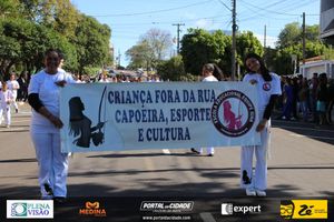 Desfile C&iacute;vico do Anivers&aacute;rio de Cruzeiro do Oeste