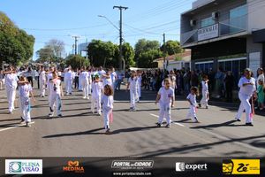 Desfile C&iacute;vico do Anivers&aacute;rio de Cruzeiro do Oeste