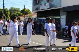 Desfile C&iacute;vico do Anivers&aacute;rio de Cruzeiro do Oeste