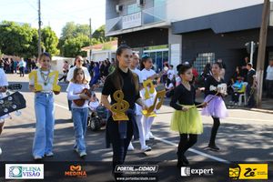 Desfile C&iacute;vico do Anivers&aacute;rio de Cruzeiro do Oeste