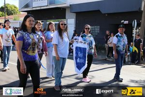 Desfile C&iacute;vico do Anivers&aacute;rio de Cruzeiro do Oeste