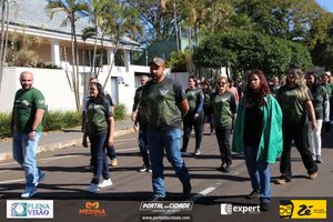 Desfile C&iacute;vico do Anivers&aacute;rio de Cruzeiro do Oeste