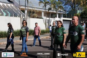 Desfile C&iacute;vico do Anivers&aacute;rio de Cruzeiro do Oeste