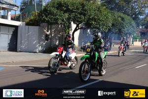 Desfile C&iacute;vico do Anivers&aacute;rio de Cruzeiro do Oeste