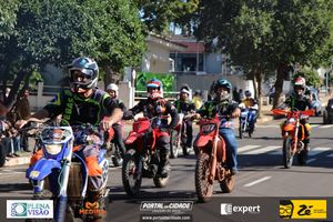 Desfile C&iacute;vico do Anivers&aacute;rio de Cruzeiro do Oeste
