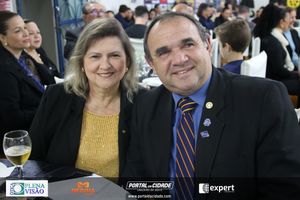Cerim&ocirc;nia de posse do novo presidente do Rotary Club