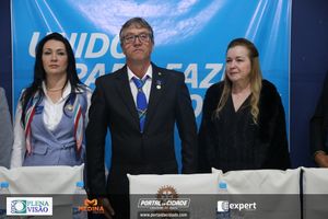 Cerim&ocirc;nia de posse do novo presidente do Rotary Club