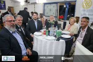 Cerim&ocirc;nia de posse do novo presidente do Rotary Club