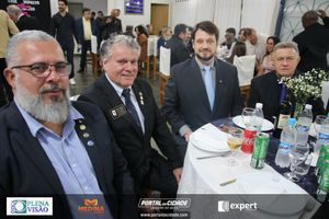 Cerim&ocirc;nia de posse do novo presidente do Rotary Club