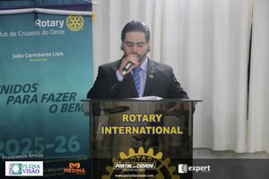 Cerim&ocirc;nia de posse do novo presidente do Rotary Club