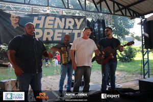 Comemora&ccedil;&atilde;o de anivers&aacute;rio do Henry Pretti