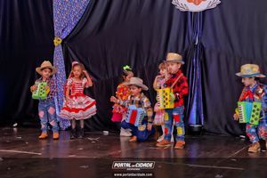 Arrai&aacute; - Col&eacute;gio Santa Rita