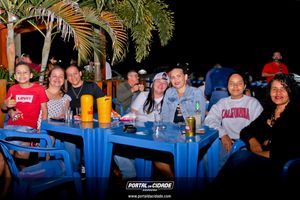 Happyzin - Jhully Diniz	