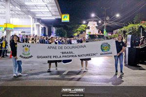 Desfile C&iacute;vico - Semana da P&aacute;tria