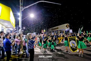 Desfile C&iacute;vico - Semana da P&aacute;tria