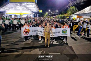 Desfile C&iacute;vico - Semana da P&aacute;tria