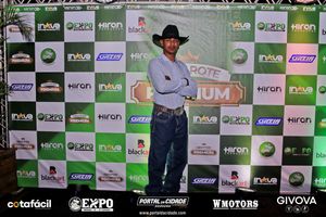 Expo Douradina - CountryBeat e Jiraya Uai