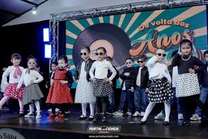 Momento Cultural - Escola Santa Rita