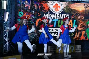 Momento Cultural - Escola Santa Rita