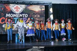 Momento Cultural - Escola Santa Rita