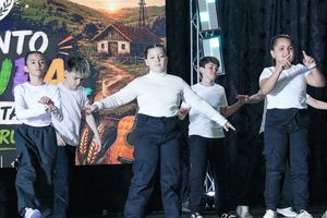Momento Cultural - Escola Santa Rita