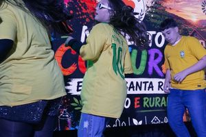 Momento Cultural - Escola Santa Rita