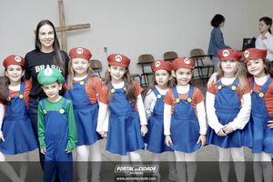 Momento Cultural - Escola Santa Rita