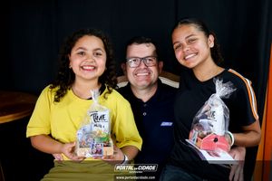 Homenagem ao Dia dos Pais - Escola Santa Rita
