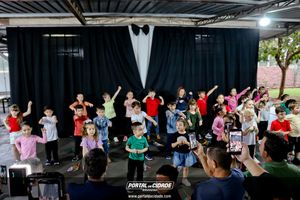 Homenagem ao Dia dos Pais - Escola Santa Rita