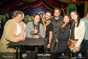 Show de Alexandre Pires na 1&ordf; Oktoberfest Gramado