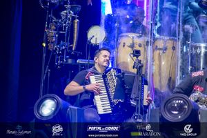 Show de Alexandre Pires na 1&ordf; Oktoberfest Gramado