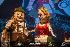 Show de Maiara & Mara&iacute;sa na 1&ordf; Oktoberfest Gramado