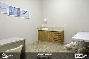 Inaugura&ccedil;&atilde;o da Quadros Odontologia e Sa&uacute;de em Itapo&aacute;-SC