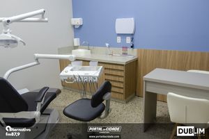 Inaugura&ccedil;&atilde;o da Quadros Odontologia e Sa&uacute;de em Itapo&aacute;-SC