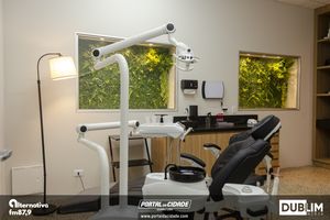 Inaugura&ccedil;&atilde;o da Quadros Odontologia e Sa&uacute;de em Itapo&aacute;-SC