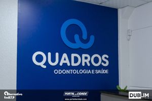 Inaugura&ccedil;&atilde;o da Quadros Odontologia e Sa&uacute;de em Itapo&aacute;-SC