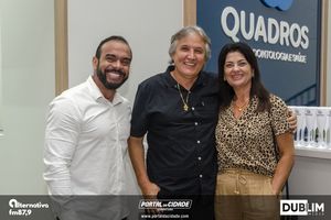 Inaugura&ccedil;&atilde;o da Quadros Odontologia e Sa&uacute;de em Itapo&aacute;-SC