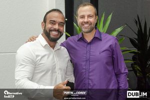 Inaugura&ccedil;&atilde;o da Quadros Odontologia e Sa&uacute;de em Itapo&aacute;-SC